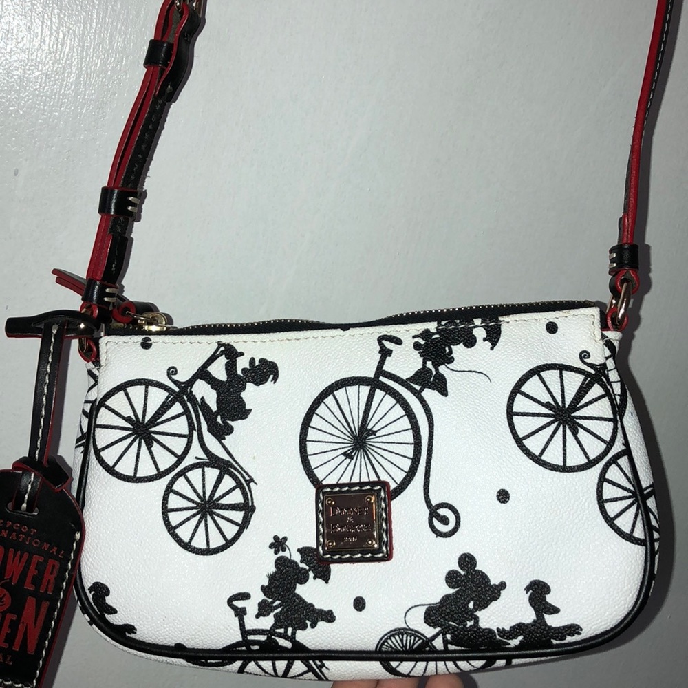 Crossbody Dooney & Bourke- DISNEY